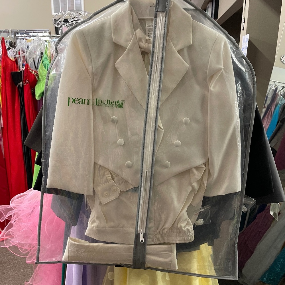 Ivory Boys Size 4 Tuxedo with Tail